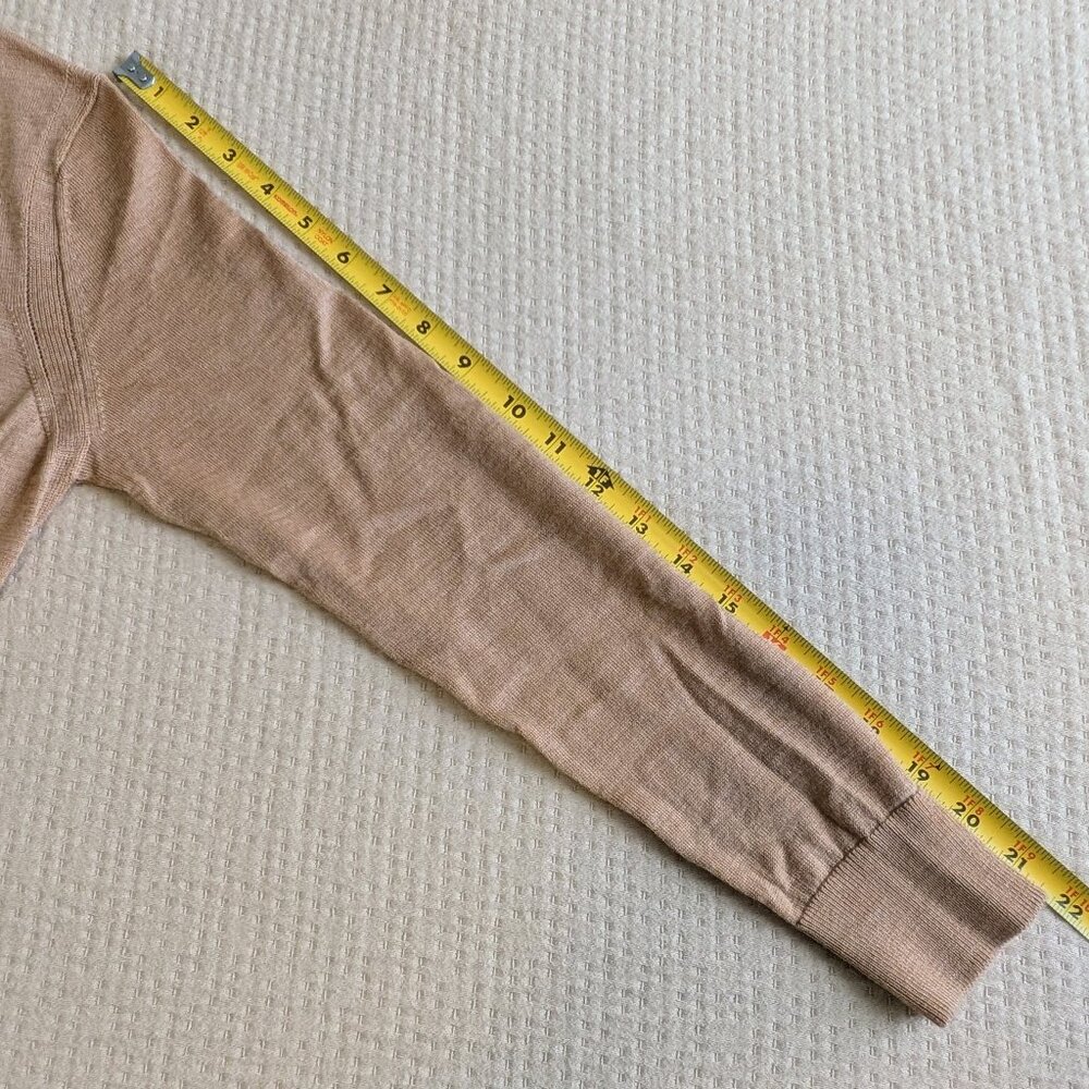 Banana Republic Merino Wool Sweater - Picture 5 of 7